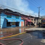 Seis locales comerciales y una bodega fueron destruidos por incendio en Chimbarongo