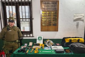 NANCAGUA: Detienen a tres sujetos por receptación de una camioneta con patentes falsas